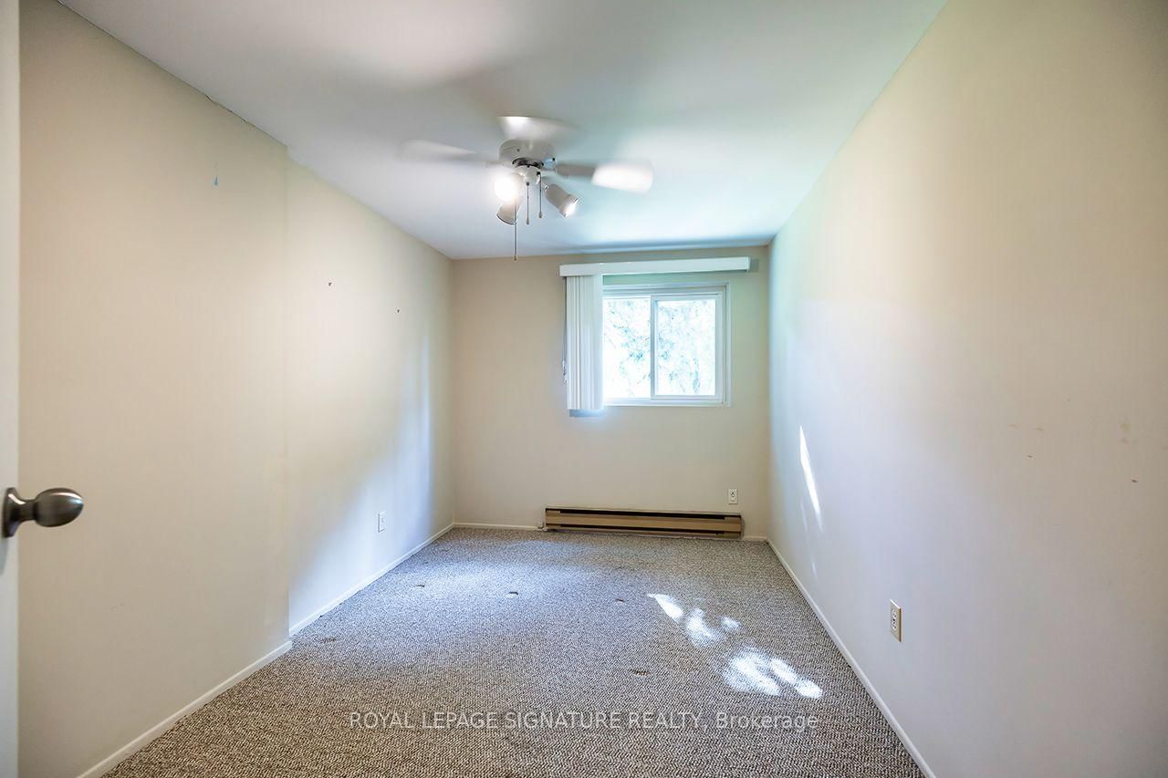 62 Thorny Vineway • Toronto, ON photo 8