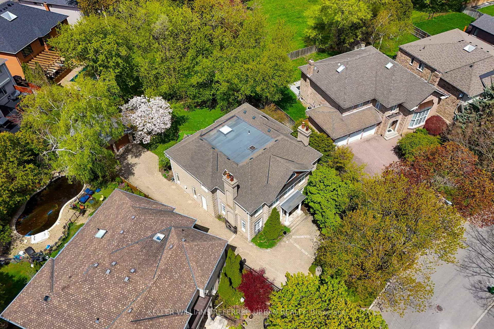 44 Cotswold Crescent • Toronto, ON photo 20