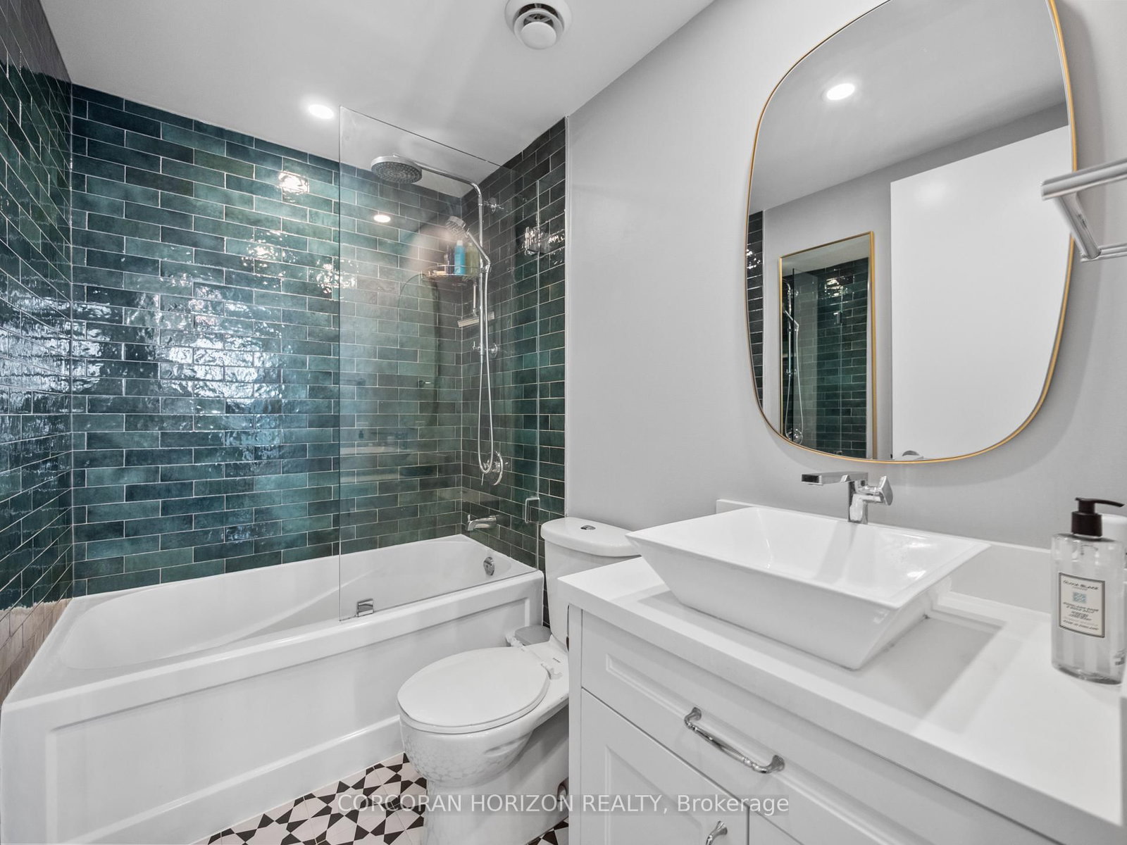 375 King Street W • #2509 • Toronto, ON photo 18