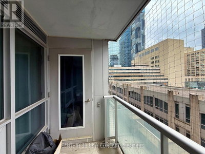 761 Bay Street • #404 • Toronto, ON photo 9
