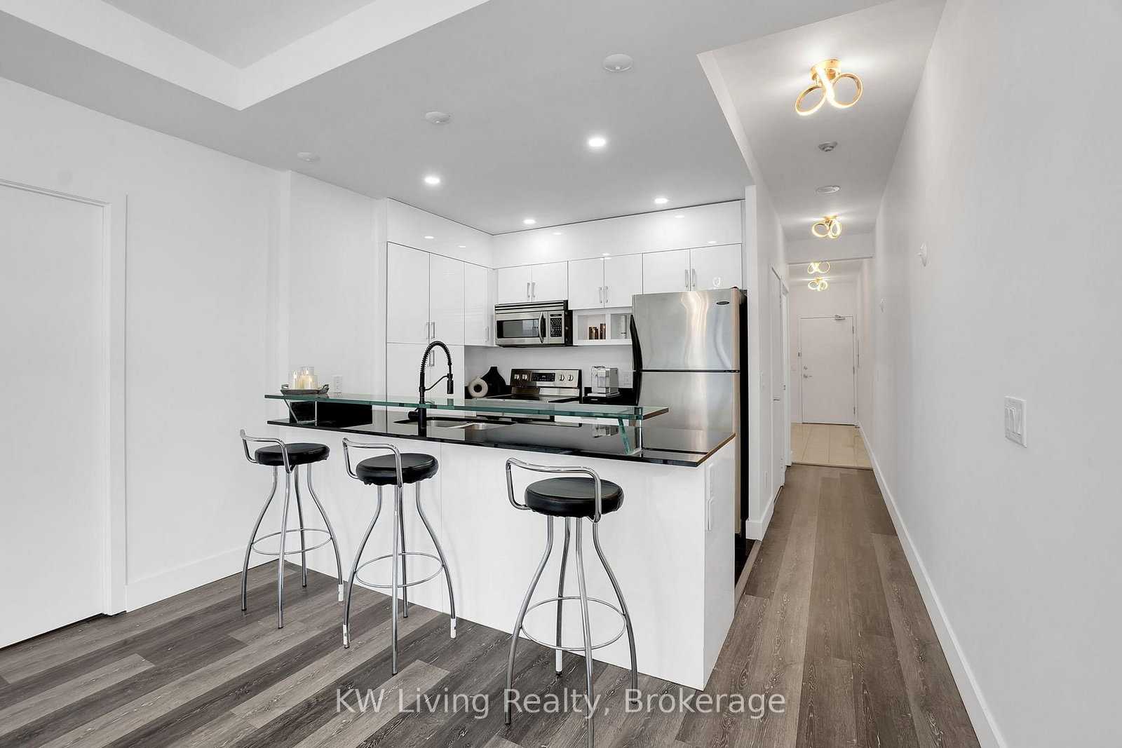 208 Queens Quay W • #2111 • Toronto, ON photo 19