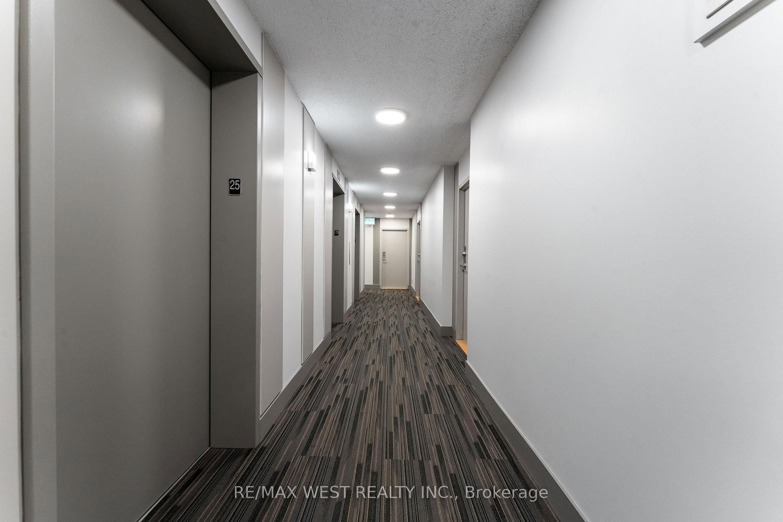 373 Front Street • #2509 • Toronto, ON photo 10