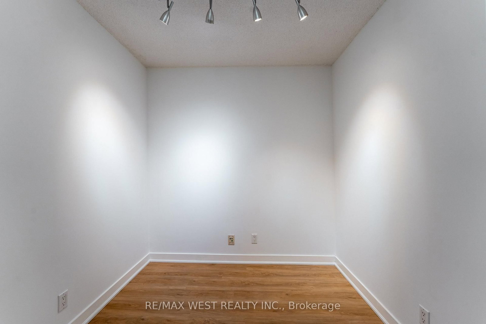 373 Front Street • #2509 • Toronto, ON photo 15