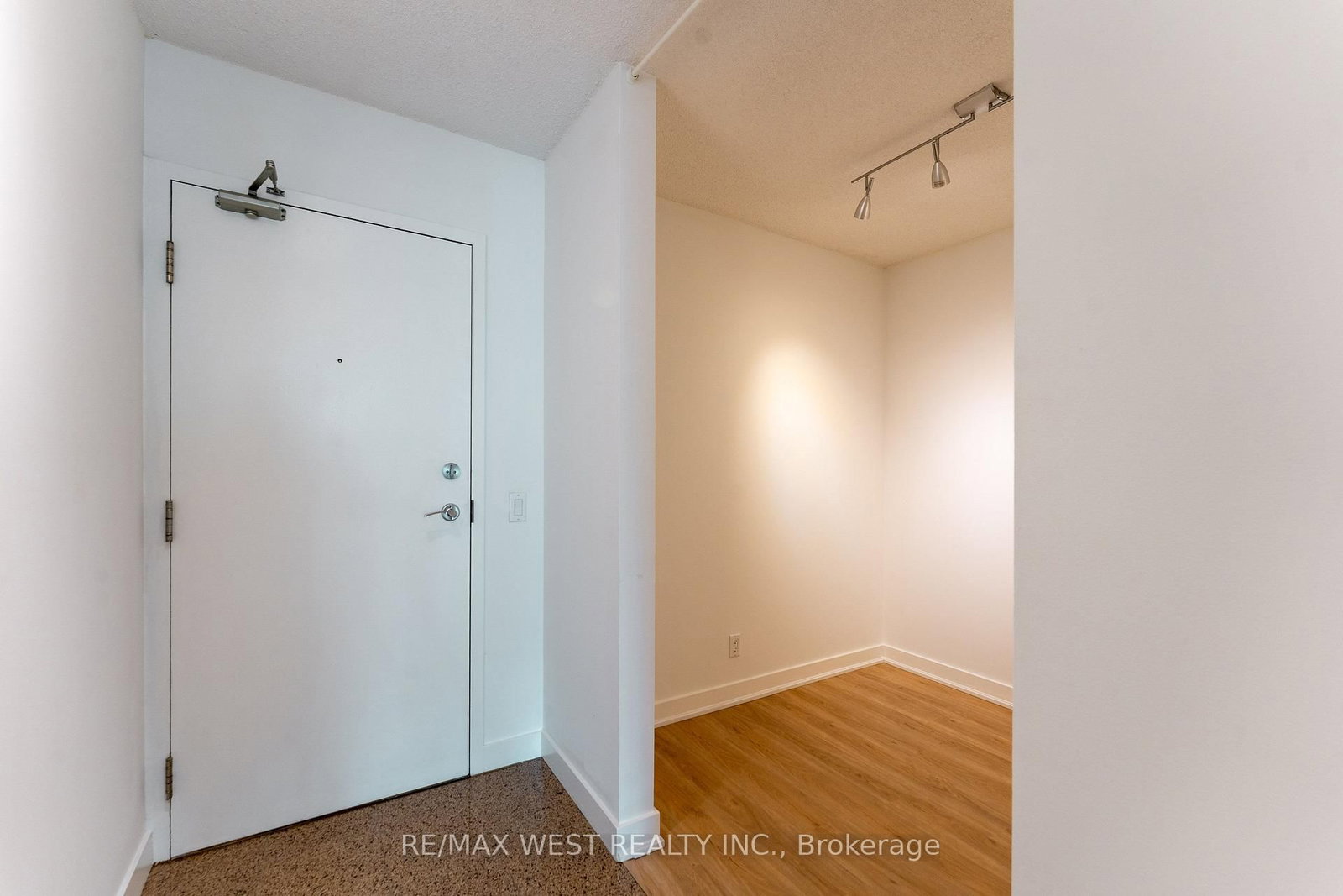 373 Front Street • #2509 • Toronto, ON photo 18