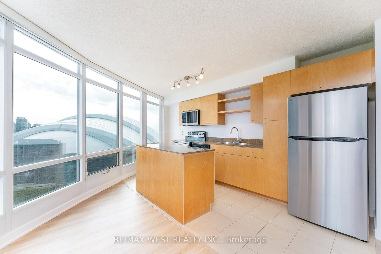 373 Front Street • #2509 • Toronto, ON photo 32