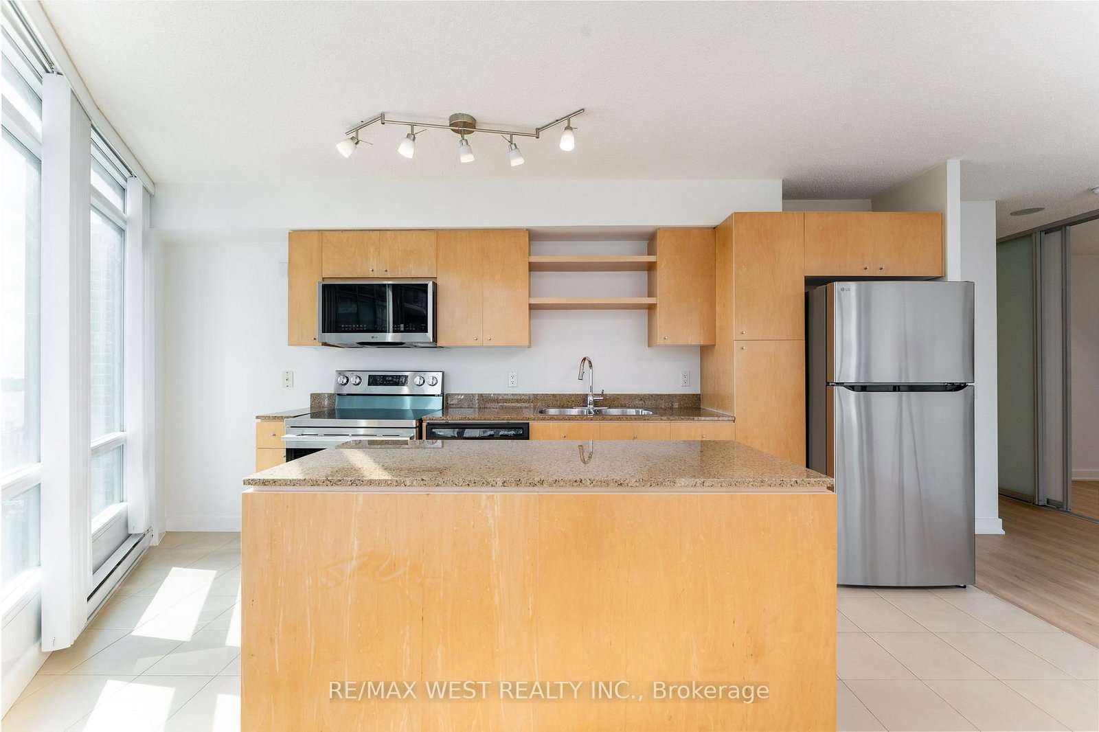 373 Front Street • #2509 • Toronto, ON photo 33