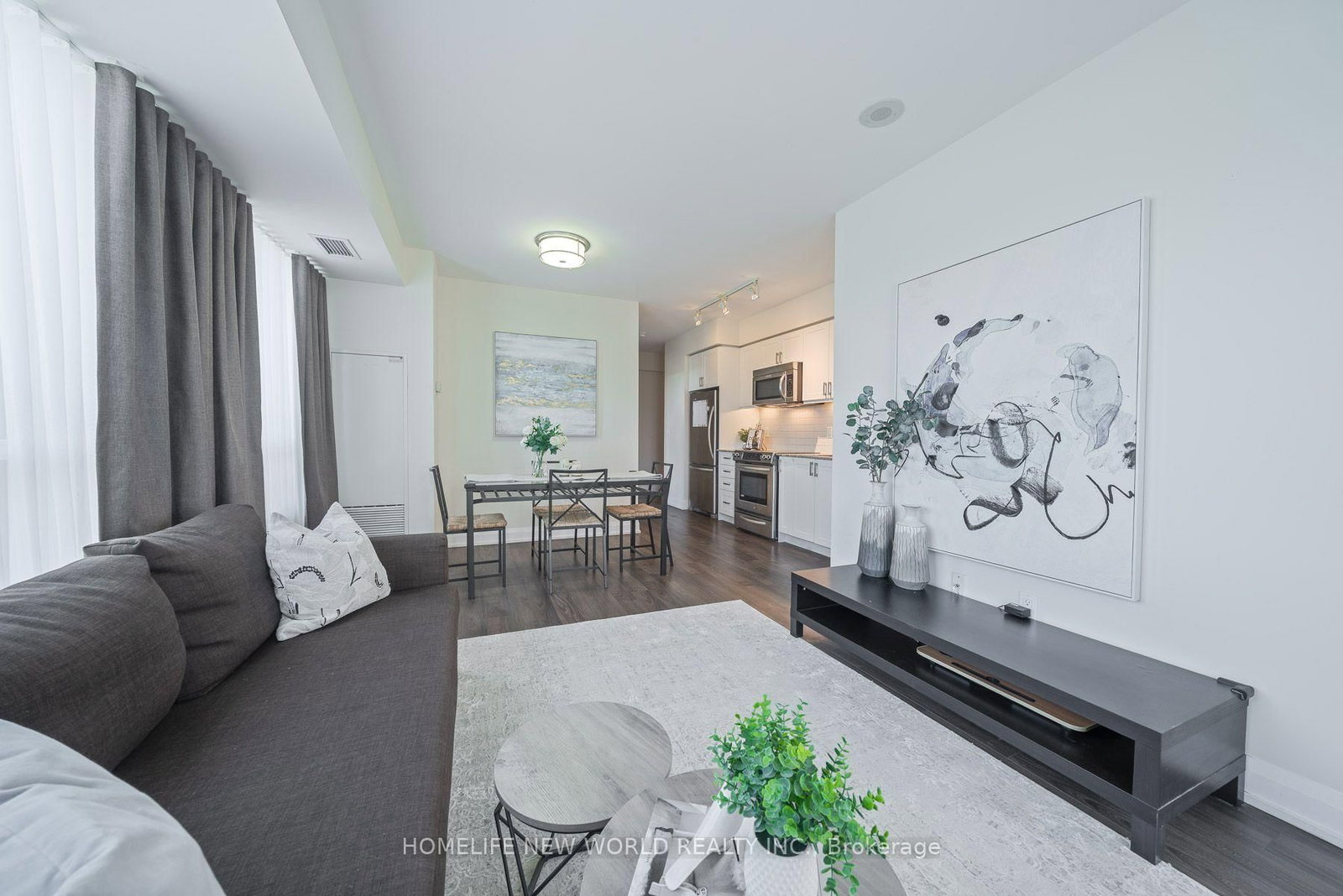 18 Graydon Hall Drive • #809 • Toronto, ON photo 11