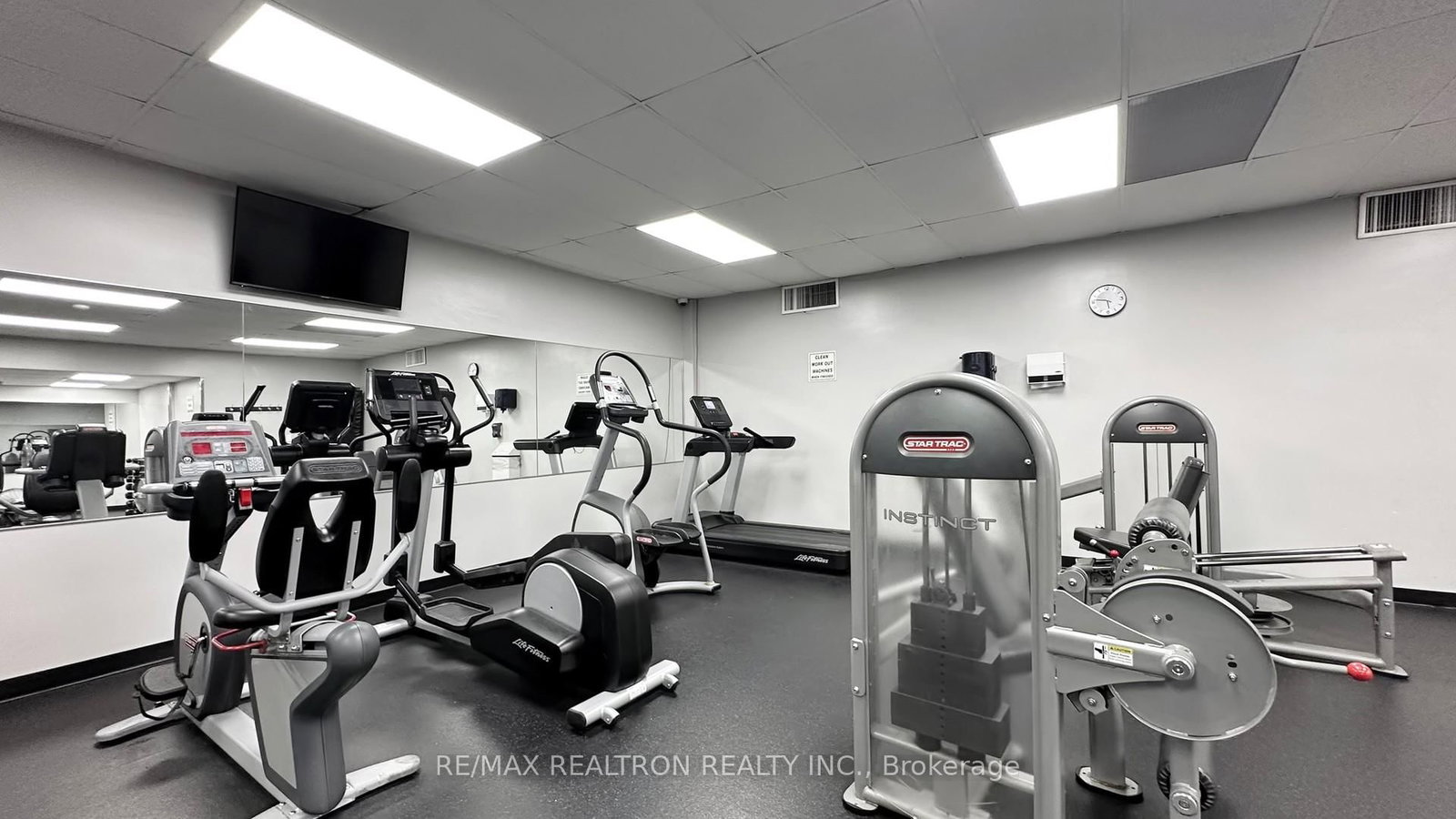 15 Vicora Linkway • #903 • Toronto, ON photo 28