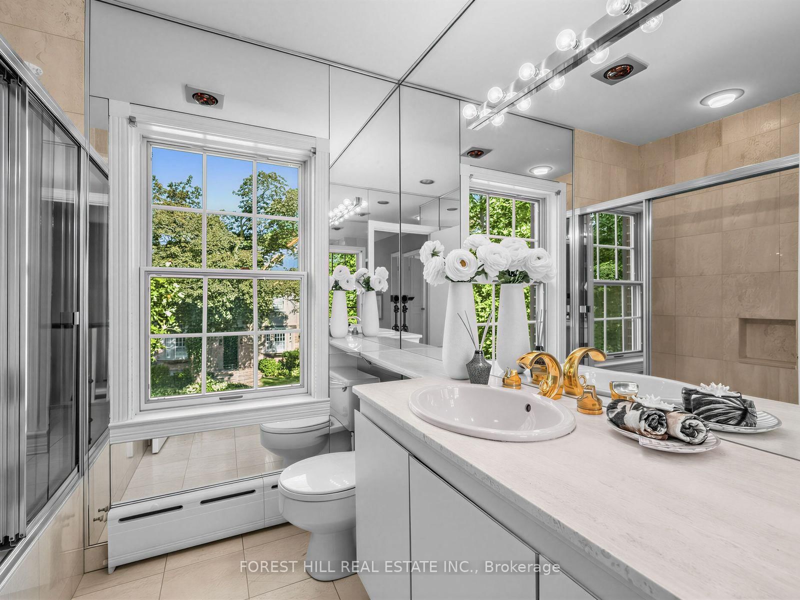 552 St Clements Avenue • Toronto, ON photo 32