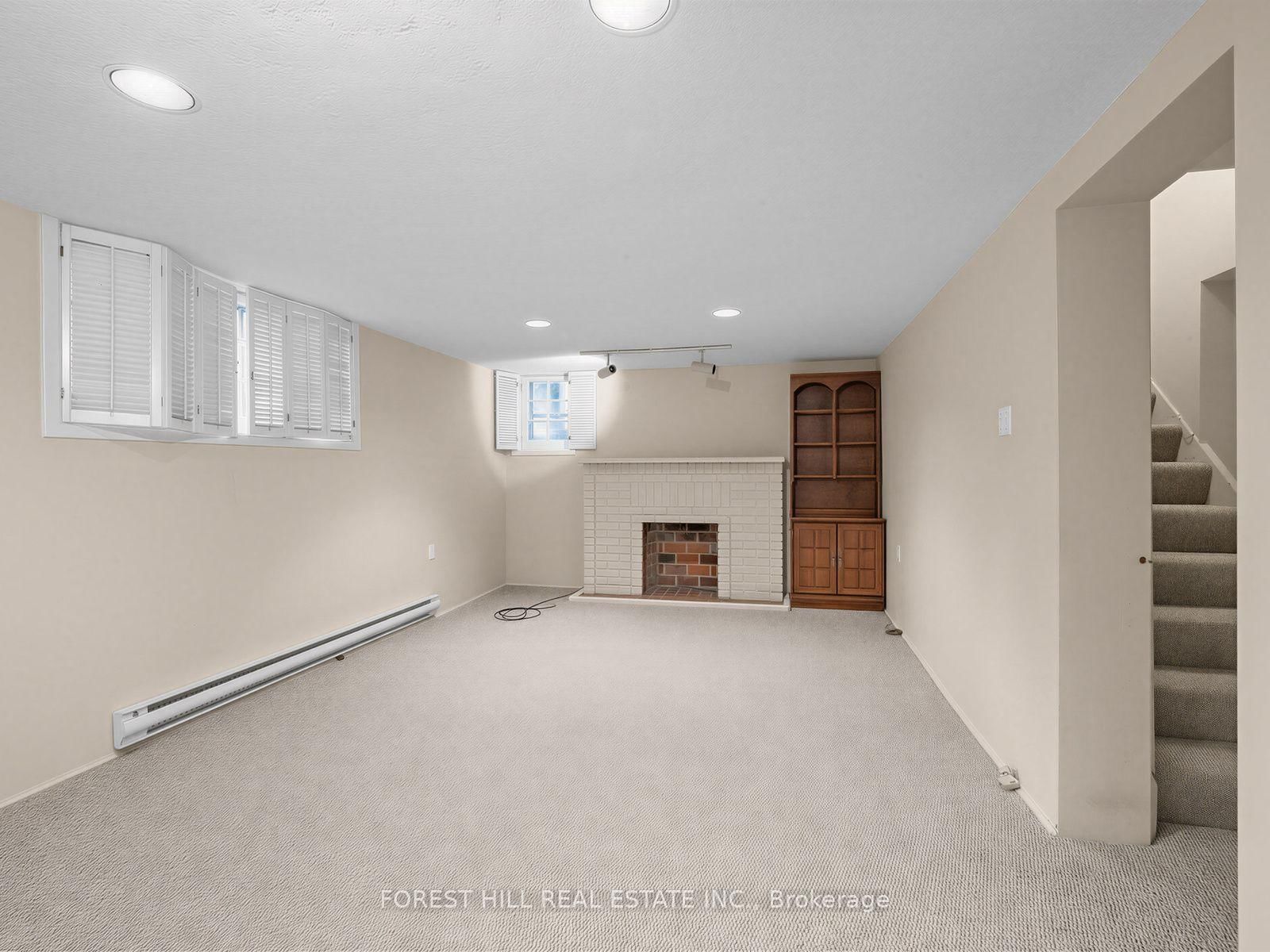 552 St Clements Avenue • Toronto, ON photo 33