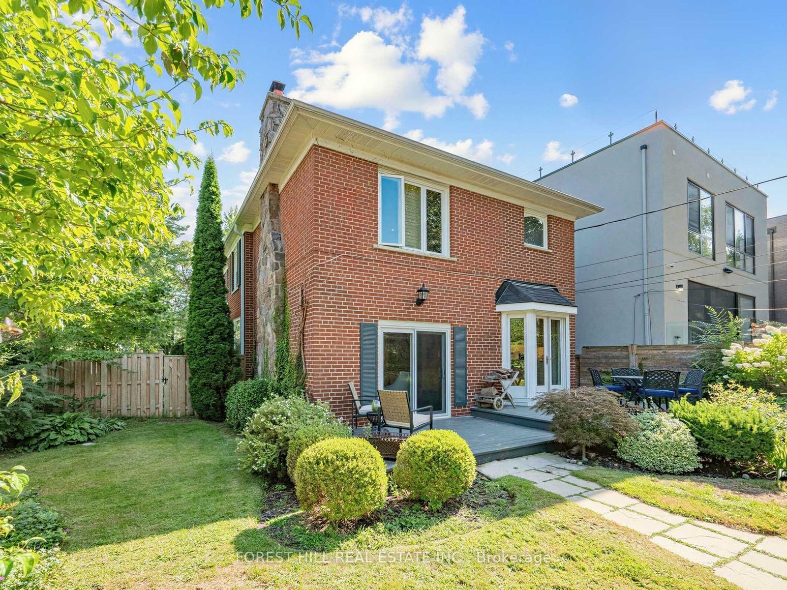 552 St Clements Avenue • Toronto, ON photo 37