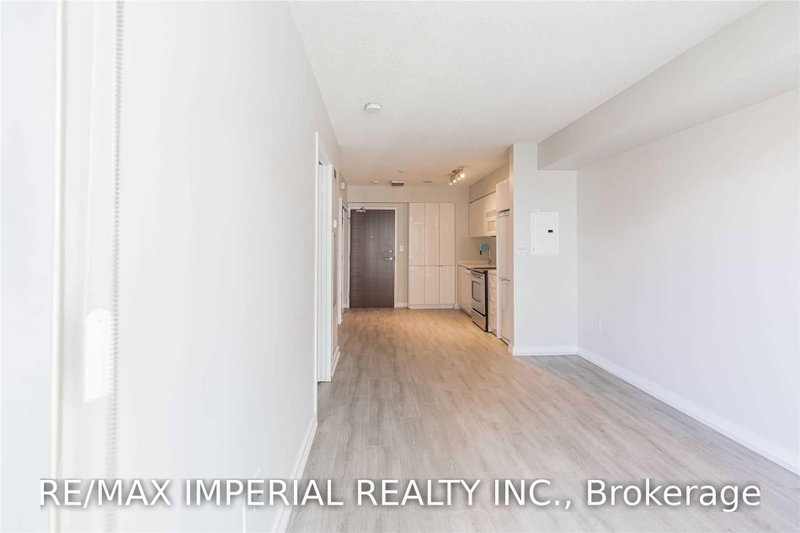 637 - 15 Iceboat Terrace