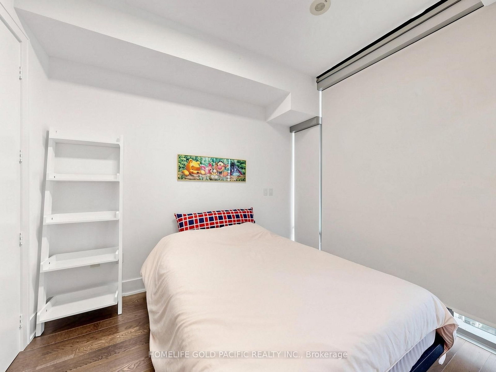 39 Queens Quay E • #732 • Toronto, ON photo 17