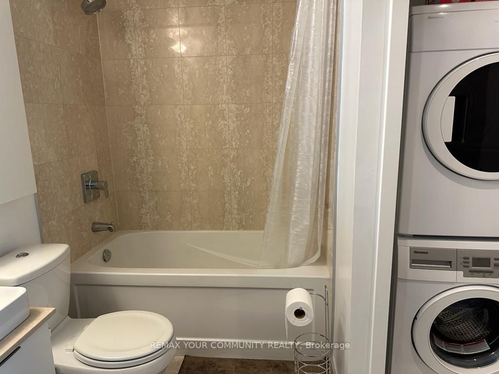 14 York Street • #1709 • Toronto, ON photo 15