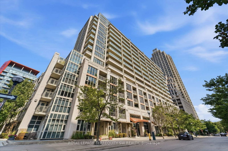 513 - 35 Bastion Street