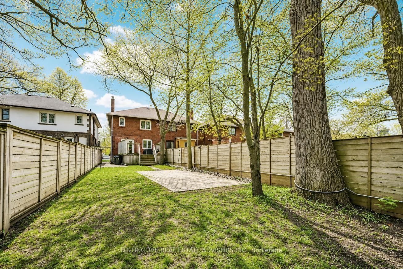 168 Moore Avenue • Toronto, ON photo 38