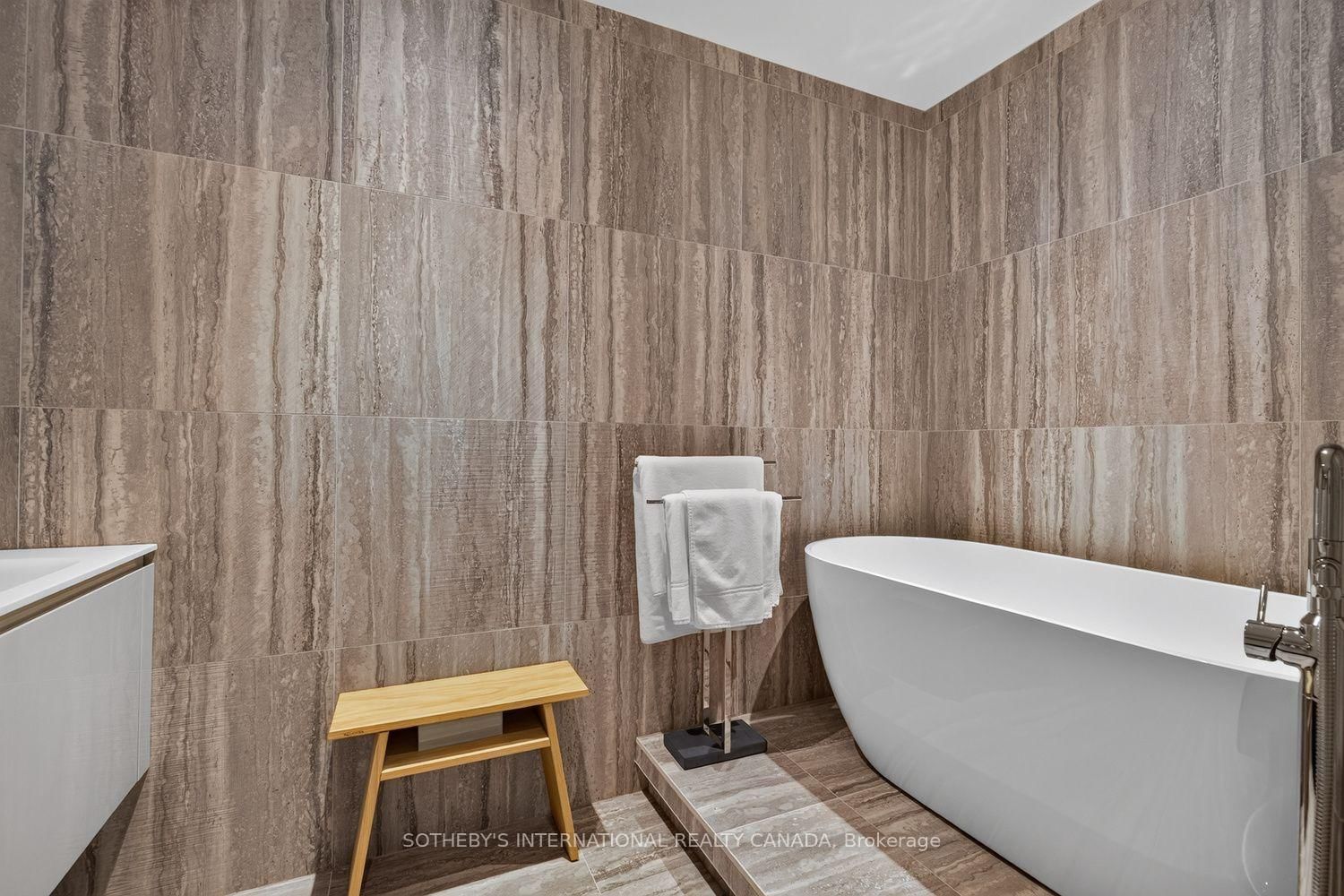 20 Scrivener Square • #301 • Toronto, ON photo 15