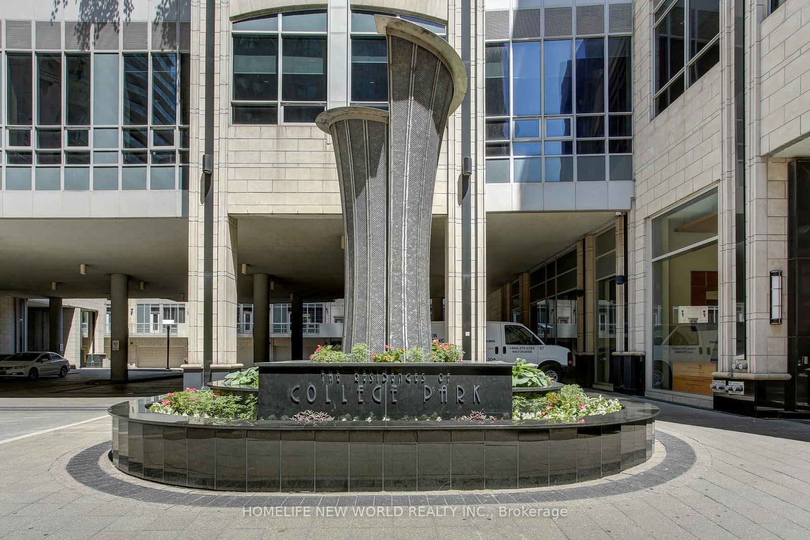 761 Bay Street • #3305 • Toronto, ON photo 1