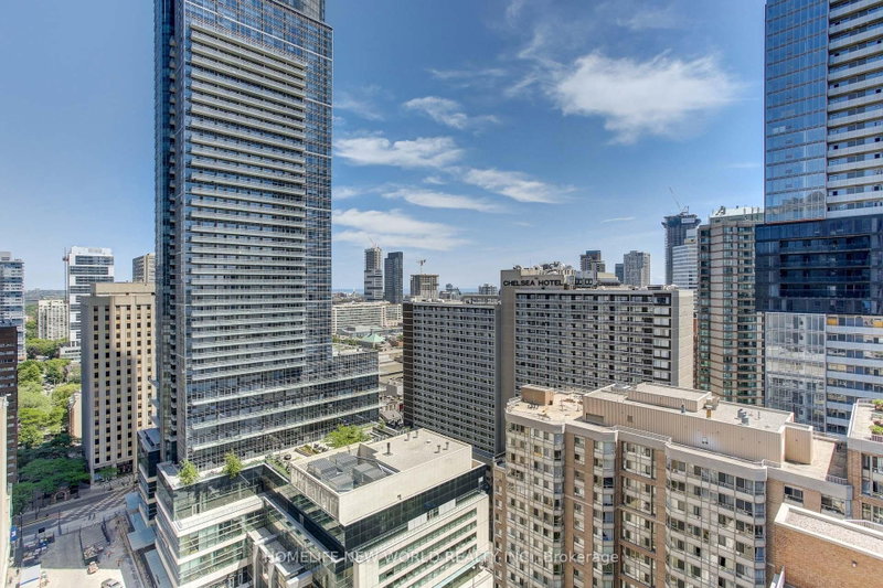3305 - 761 Bay Street