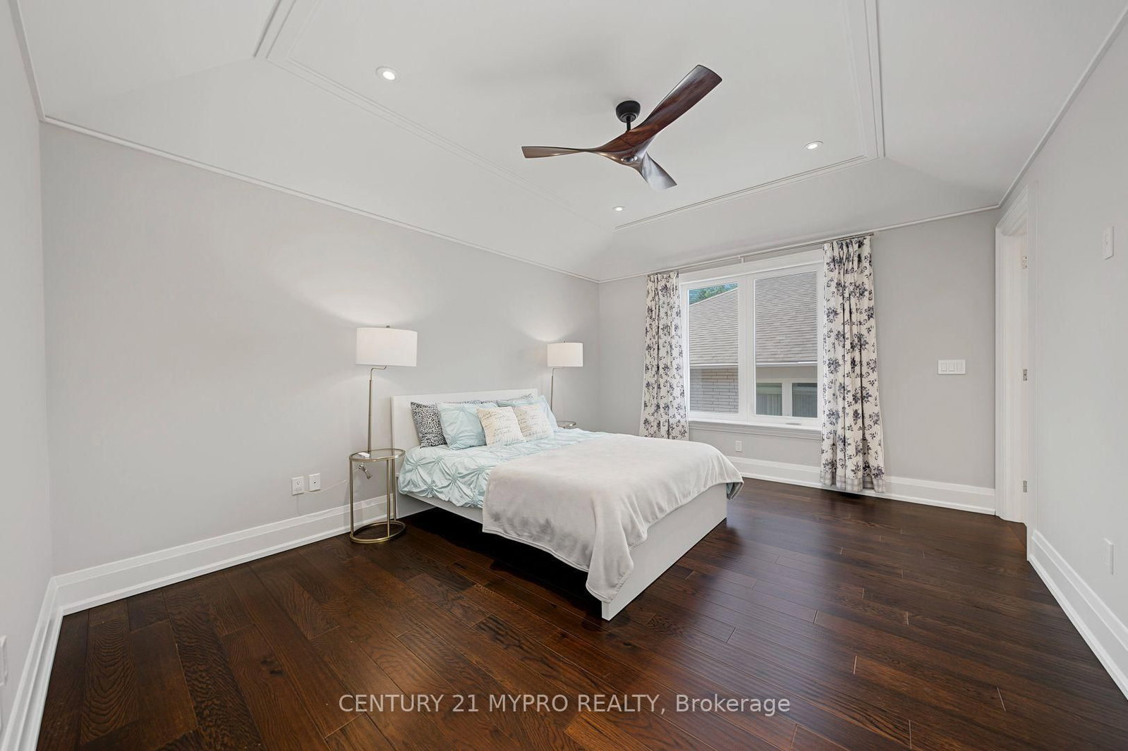 5 Glenelia Avenue • Toronto, ON photo 27
