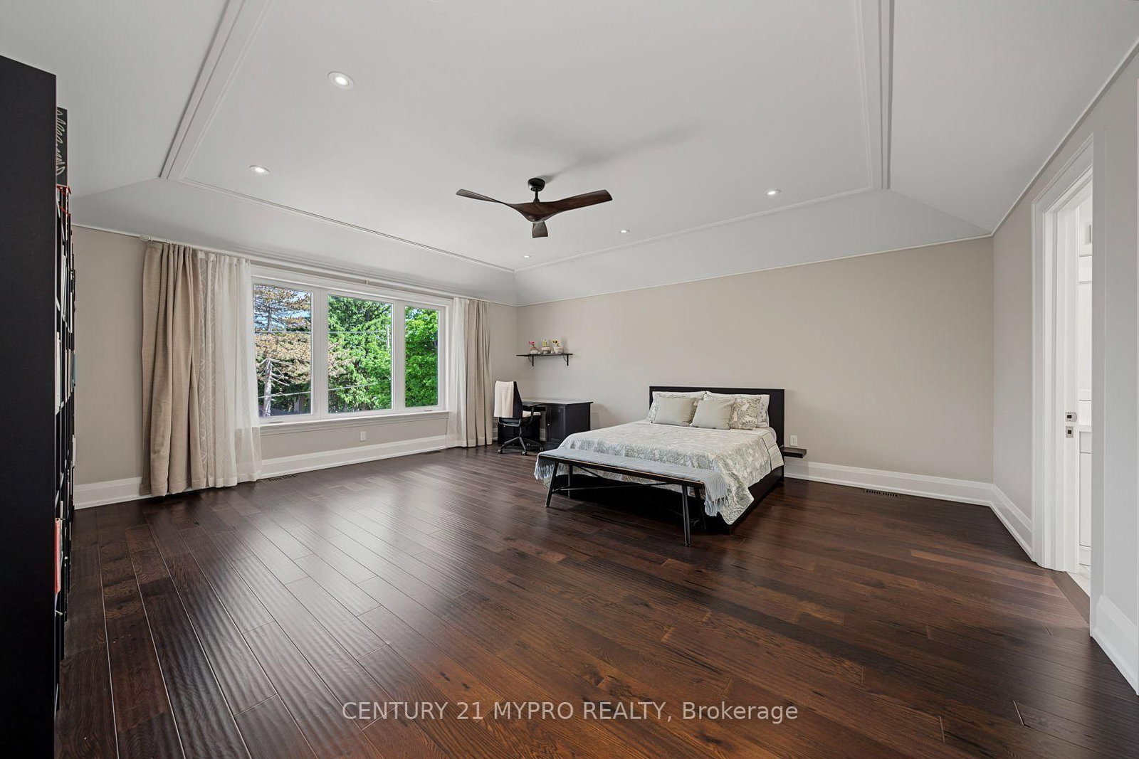 5 Glenelia Avenue • Toronto, ON photo 29