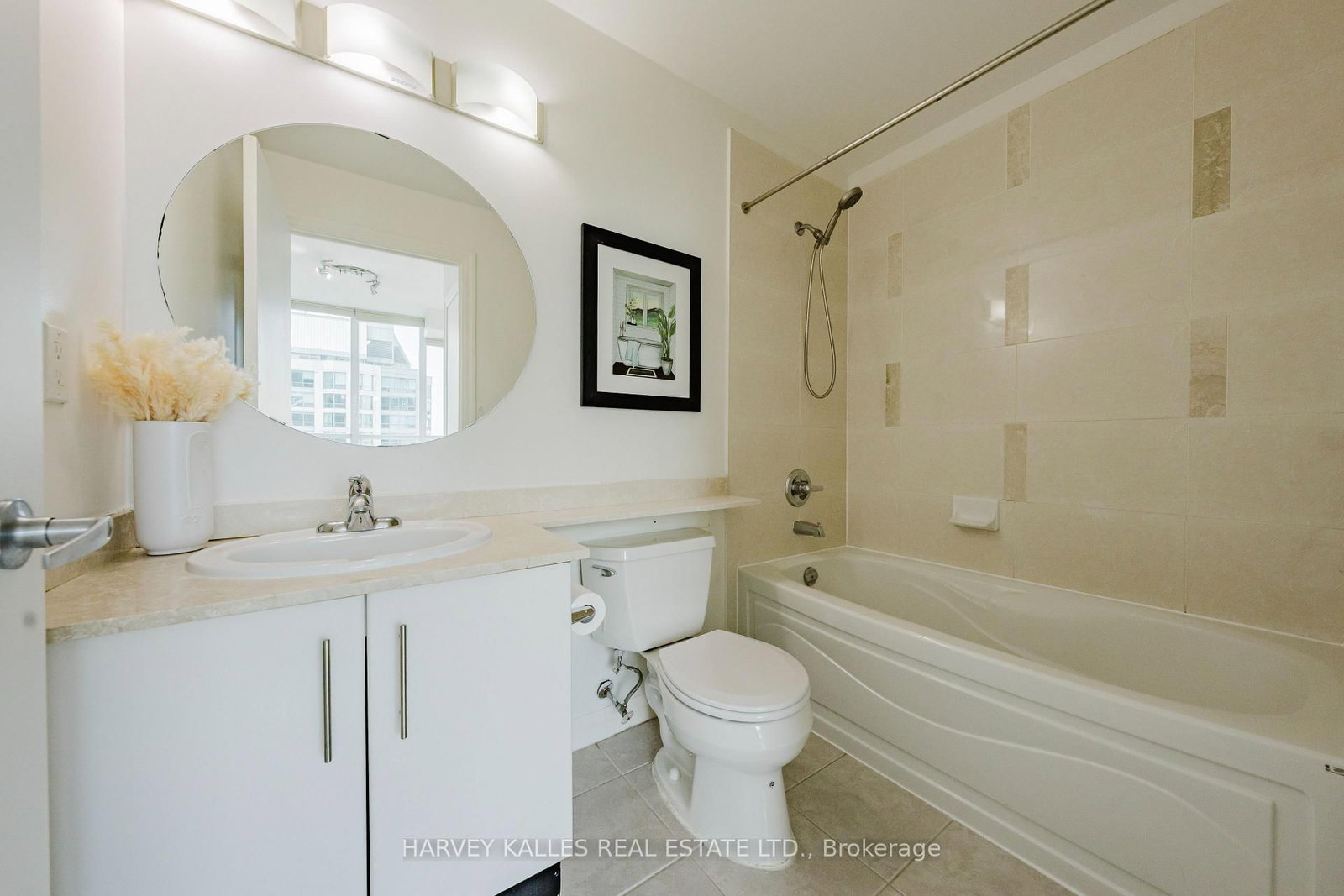 16 Yonge Street • #3211 • Toronto, ON photo 24