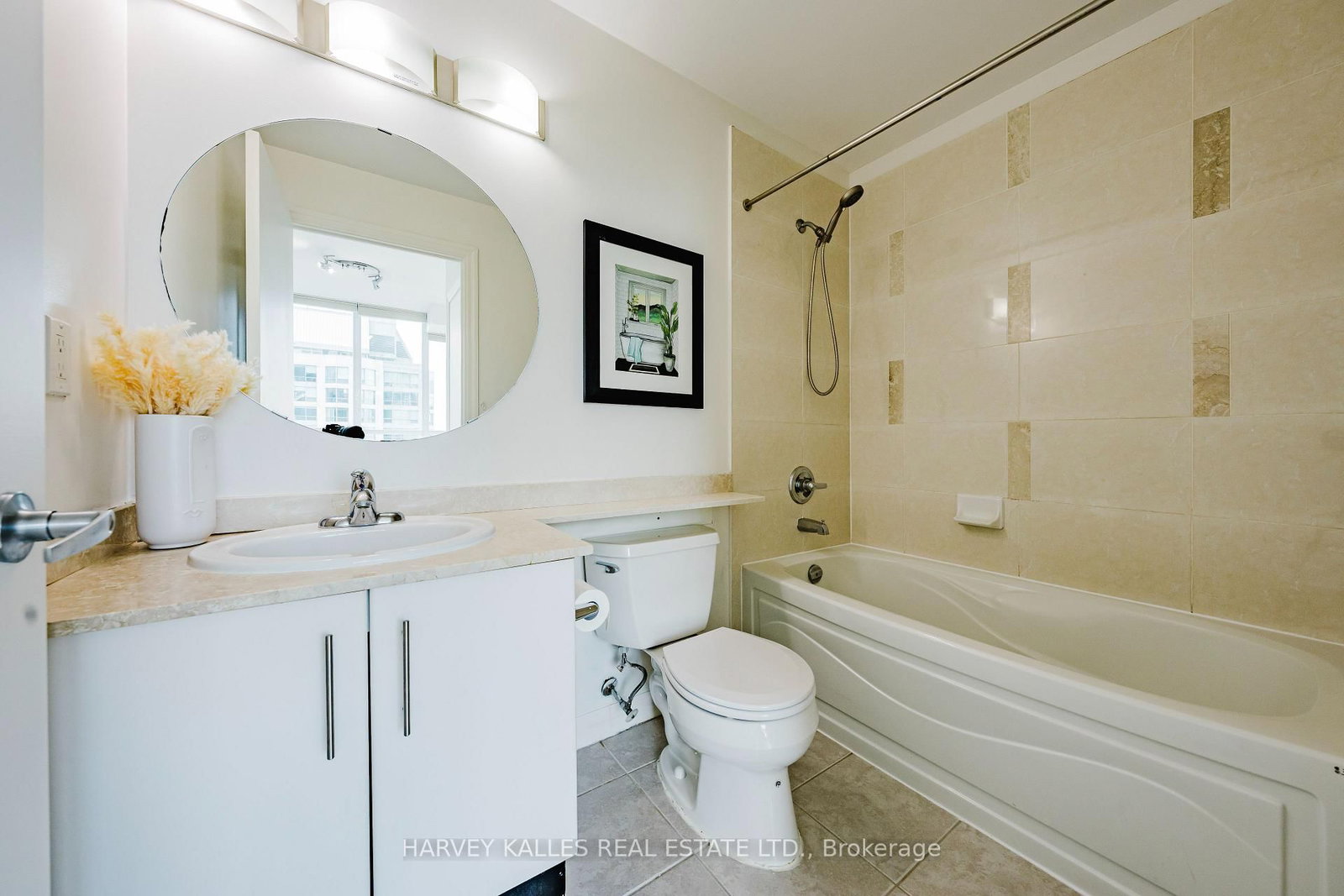 16 Yonge Street • #3211 • Toronto, ON photo 27