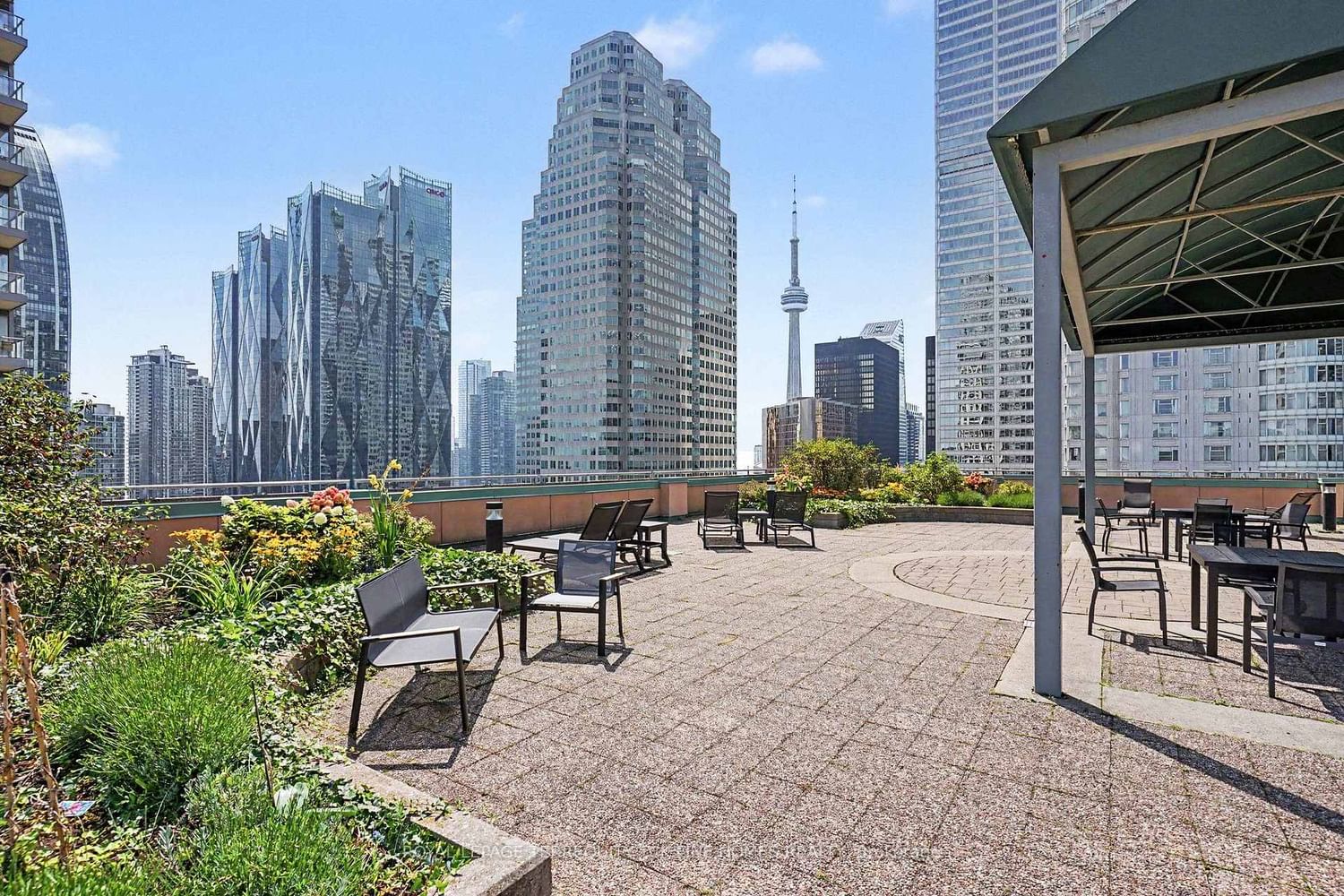 7 King Street E • #1814 • Toronto, ON photo 24