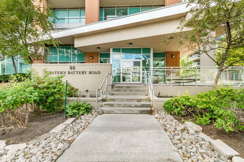 2402 - 80 Western Battery Road