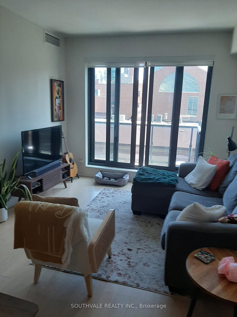 #701 - 55 Front Street E