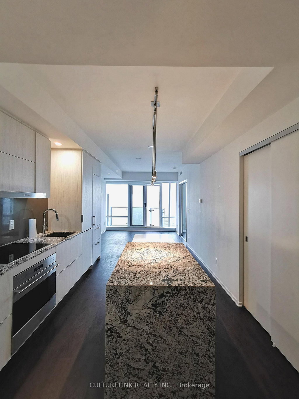 5508 - 1 Bloor Street E 5