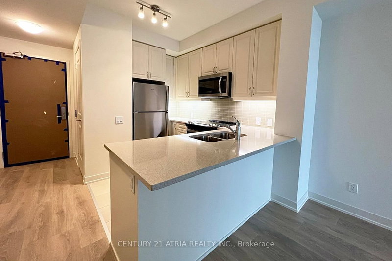 802 - 4955 Yonge Street