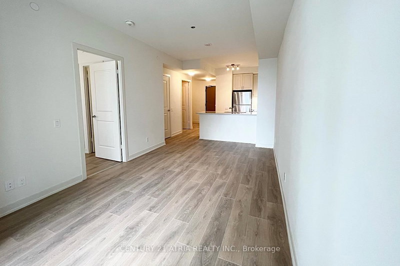 802 - 4955 Yonge Street