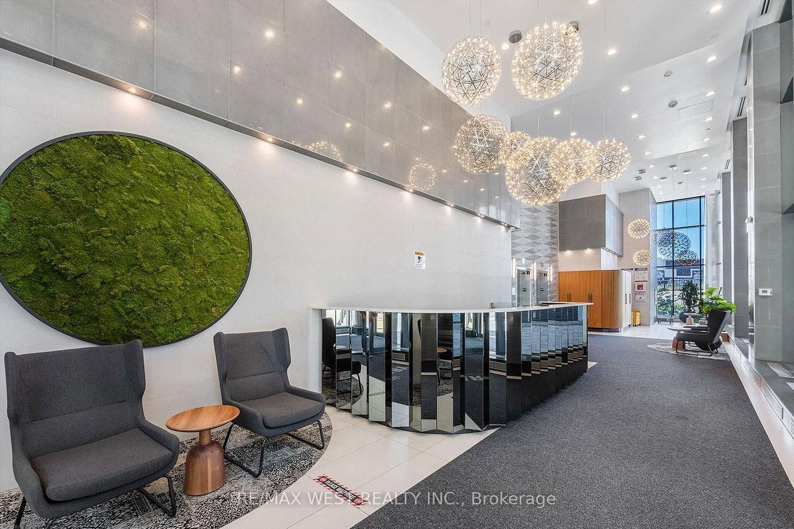 20 Minowan Miikan Lane • #1810 • Toronto, ON photo 14