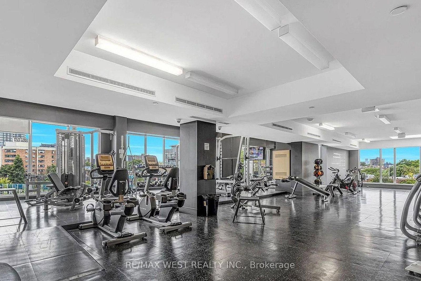 20 Minowan Miikan Lane • #1810 • Toronto, ON photo 17