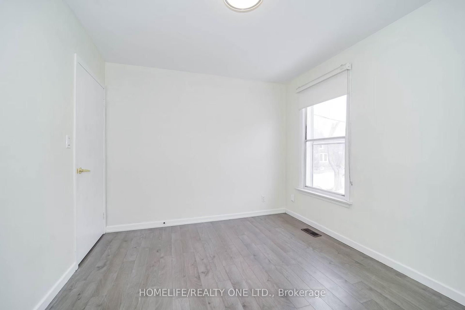 104 Benson Avenue • Toronto, ON photo 13