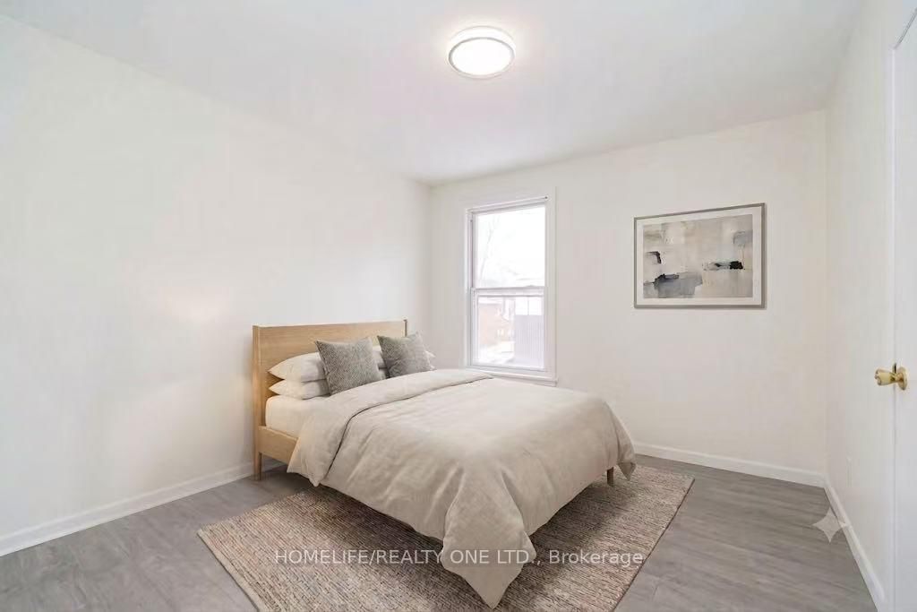 104 Benson Avenue • Toronto, ON photo 14