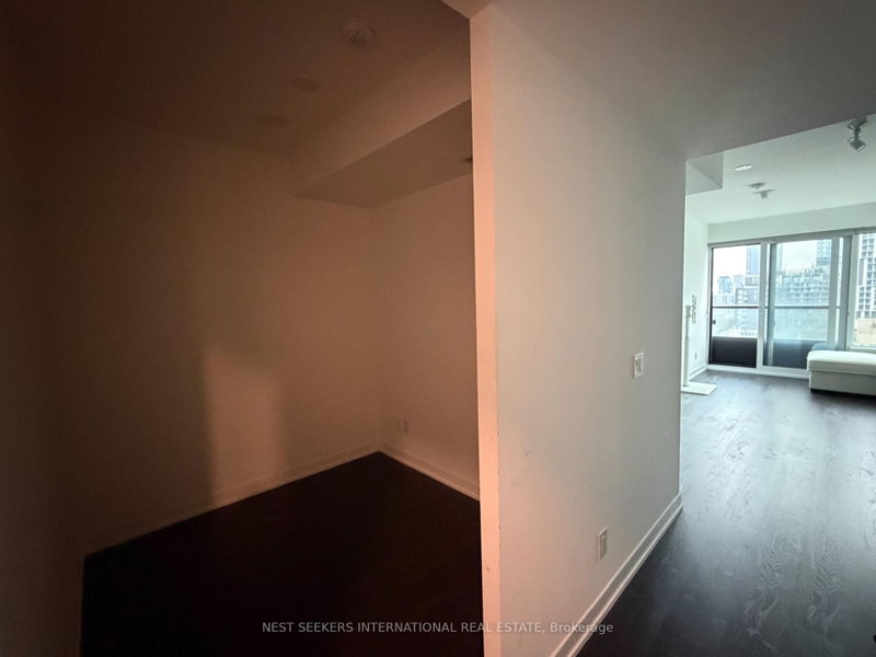 Room1