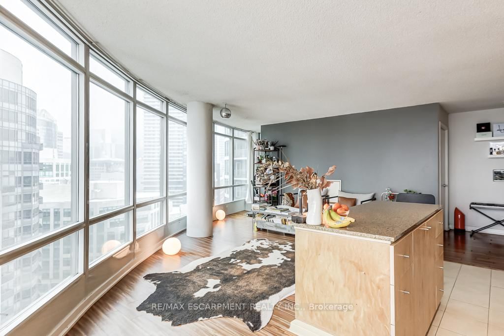 373 Front Street W • #2510 • Toronto, ON photo 12