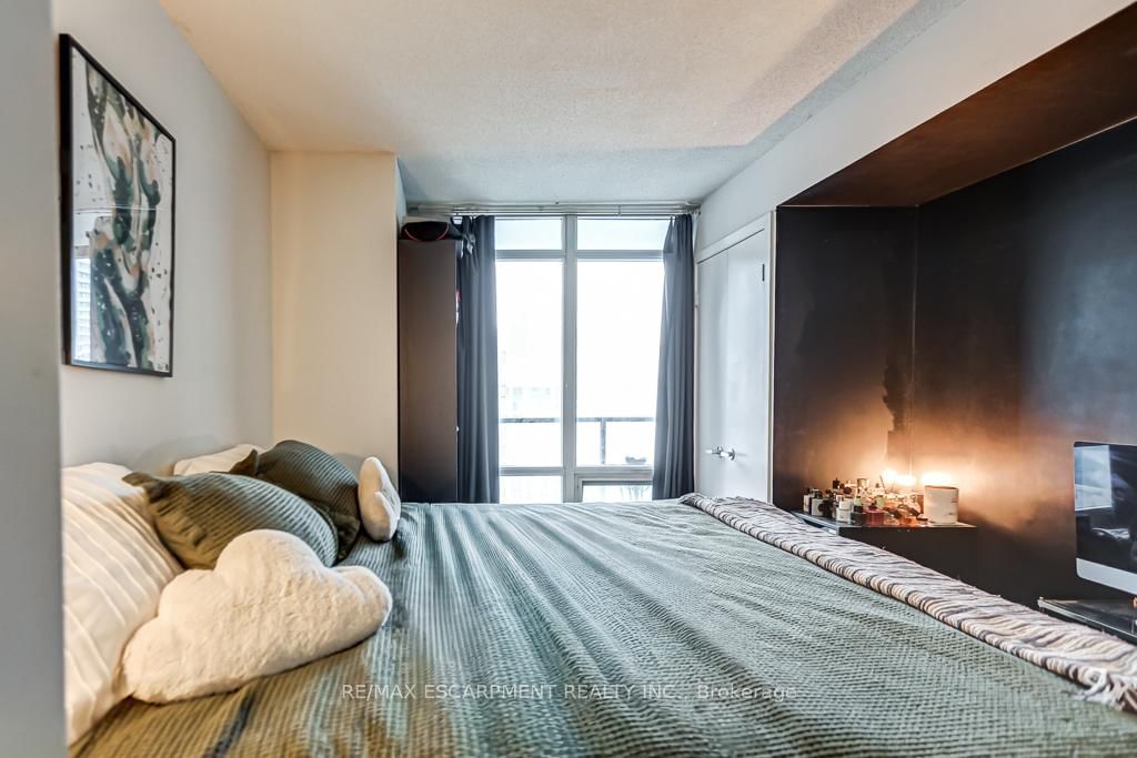 373 Front Street W • #2510 • Toronto, ON photo 16
