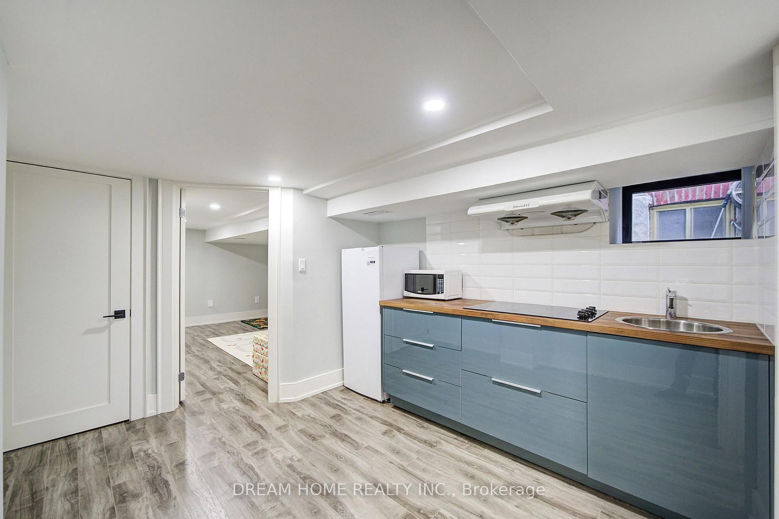 737 Shaw Street • Toronto, ON photo 39