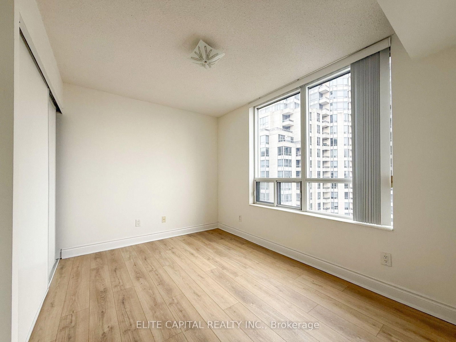 15 Northtown Way • #2018 • Toronto, ON photo 8