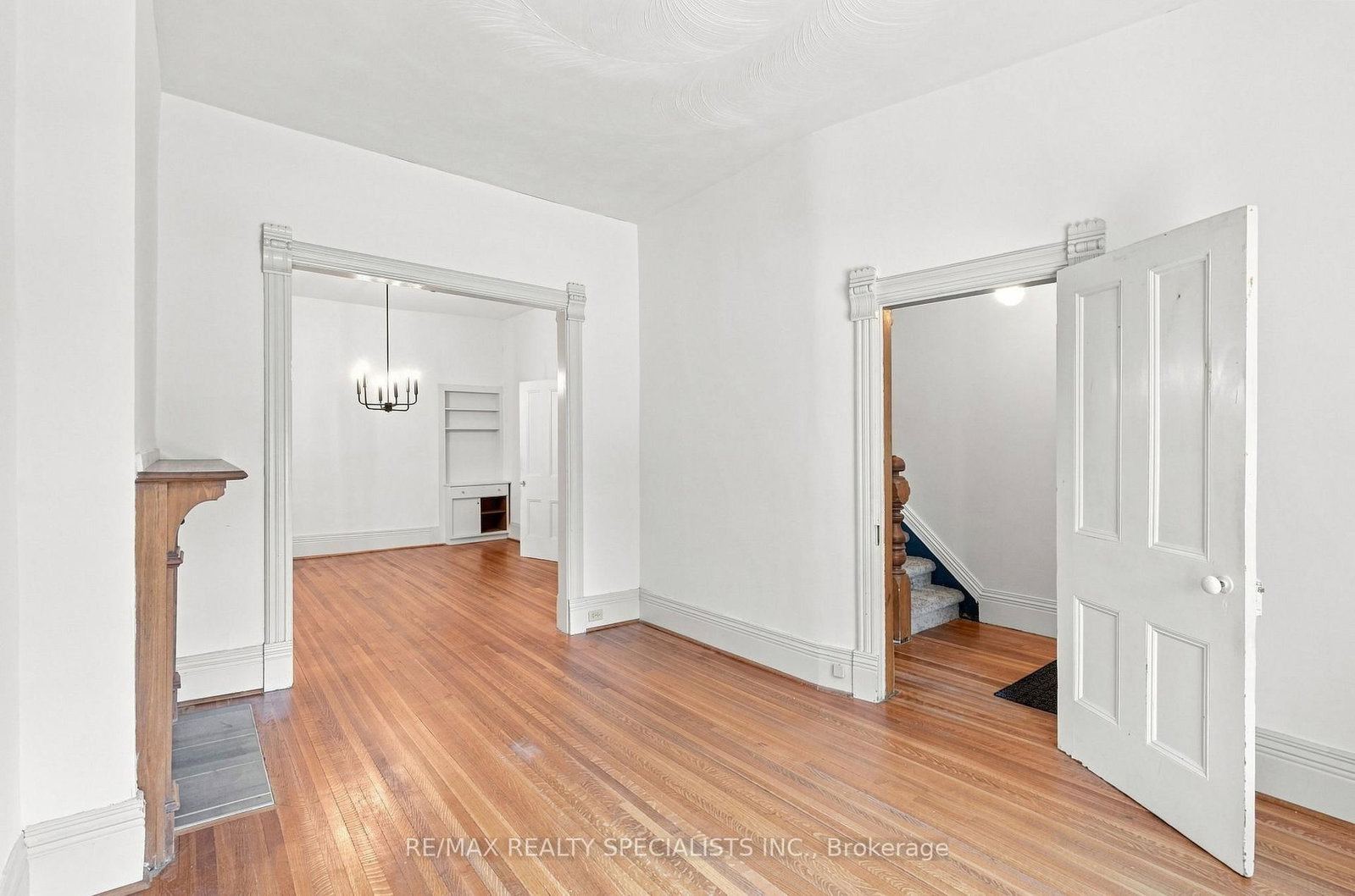201 Concord Avenue • Toronto, ON photo 11