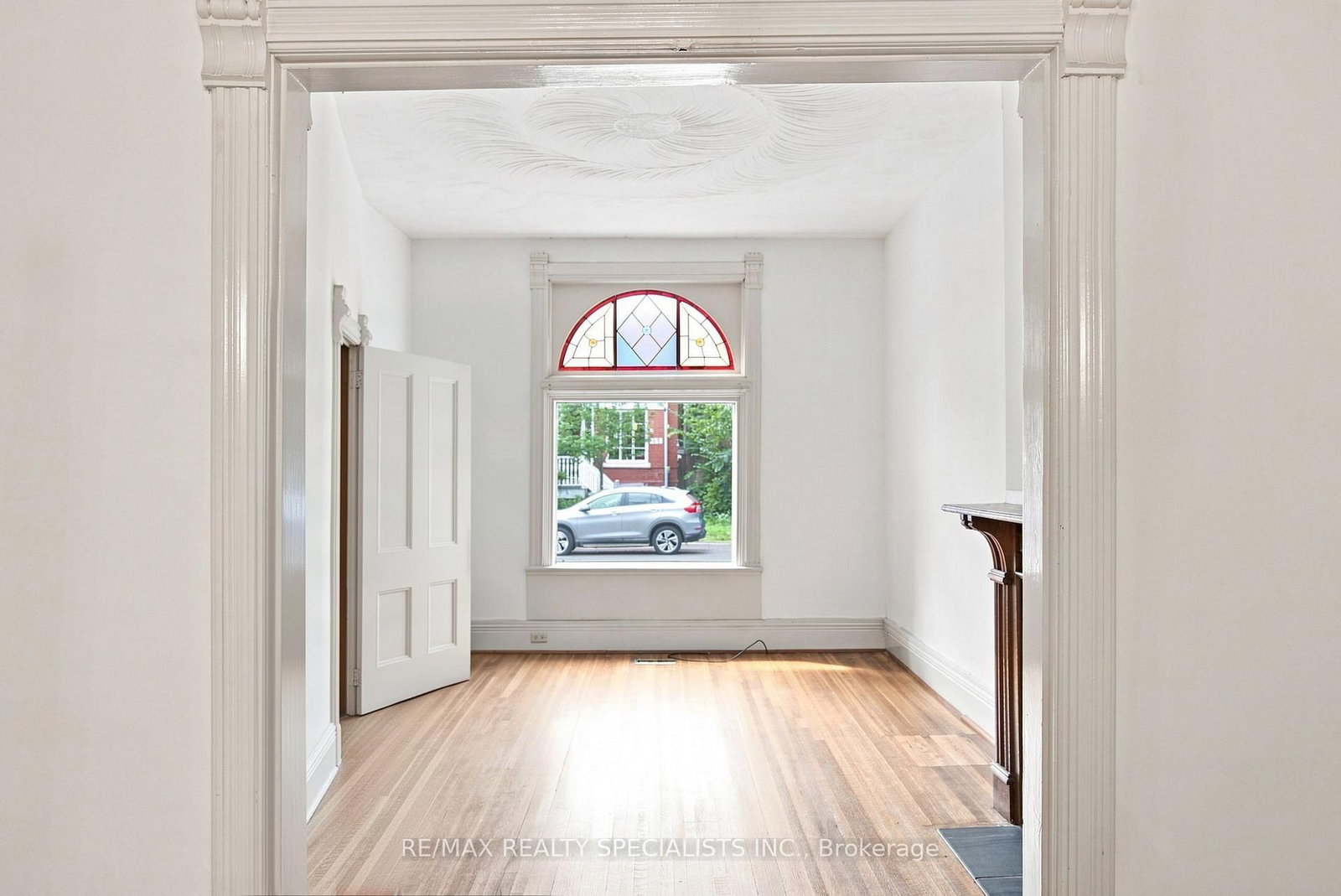 201 Concord Avenue • Toronto, ON photo 16