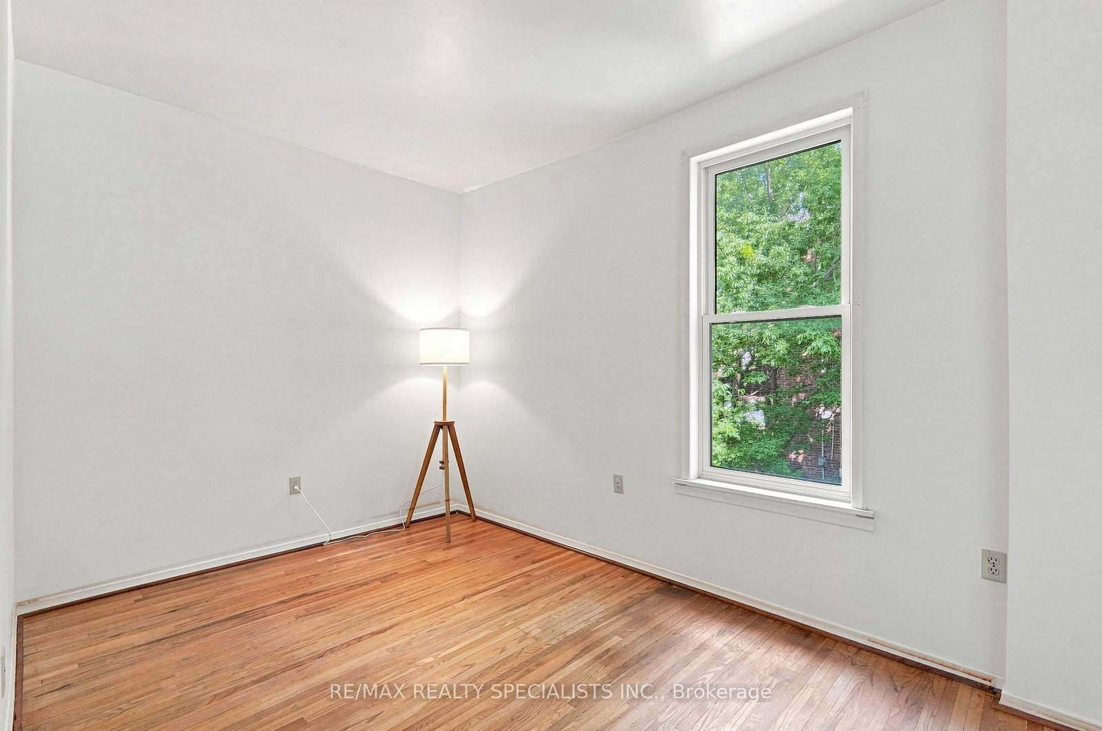 201 Concord Avenue • Toronto, ON photo 36