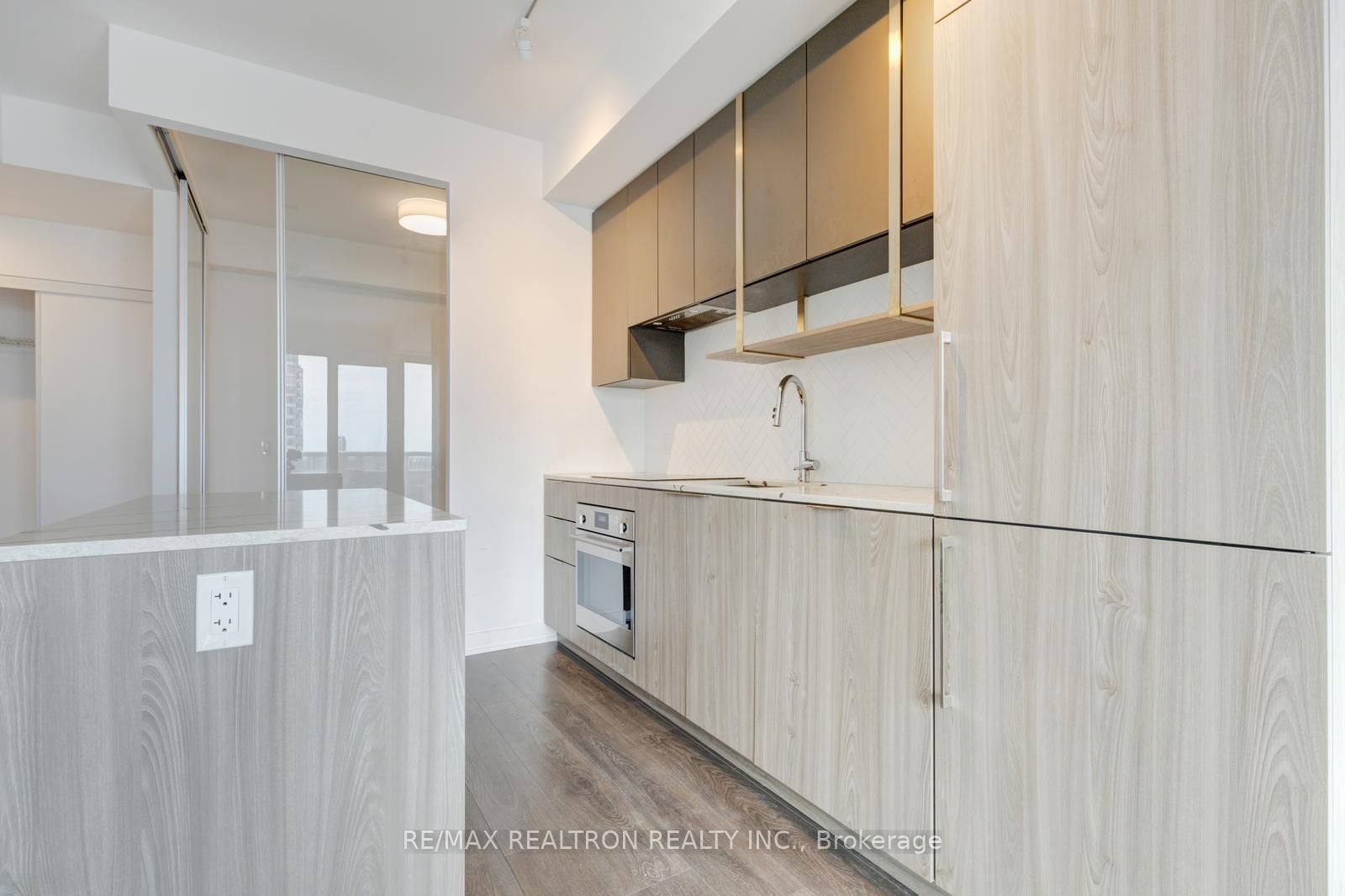 15 Holmes Avenue • #1701 • Toronto, ON photo 15