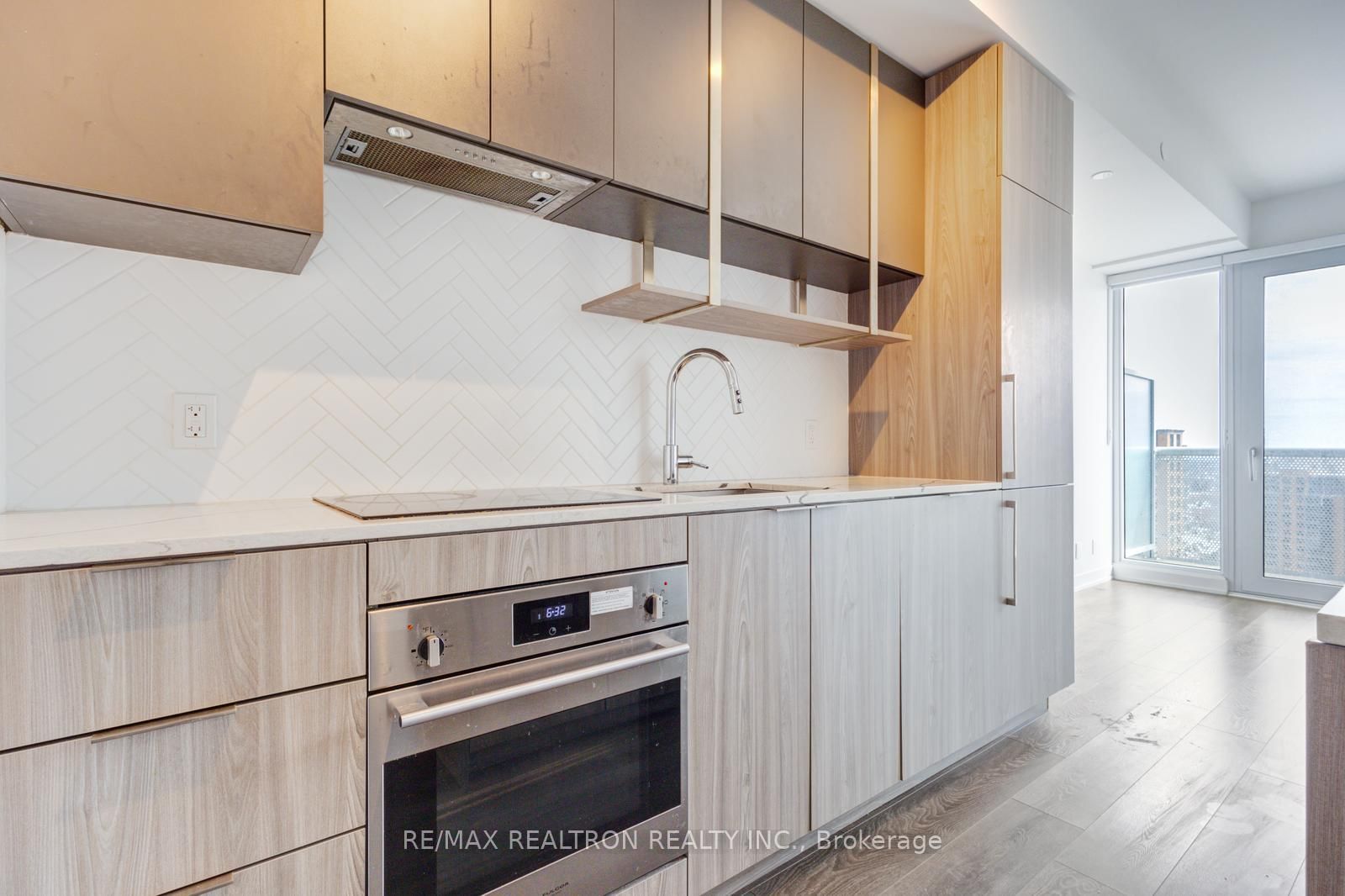 15 Holmes Avenue • #1701 • Toronto, ON photo 17