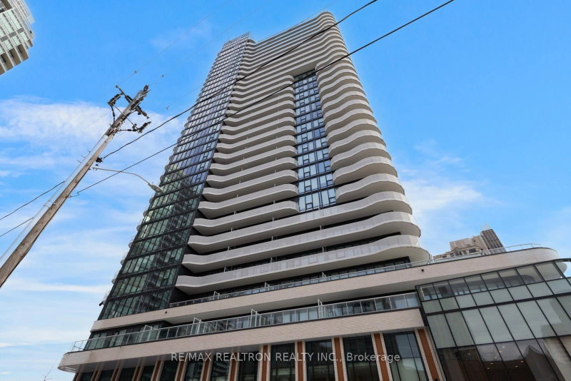 1701 - 15 Holmes Avenue