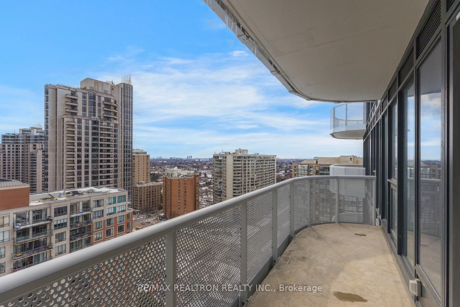 15 Holmes Avenue • #1701 • Toronto, ON photo 22