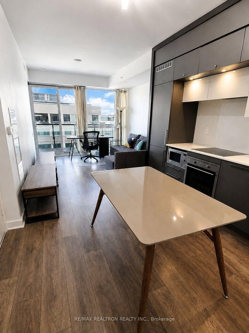1207 - 15 Grenville Street